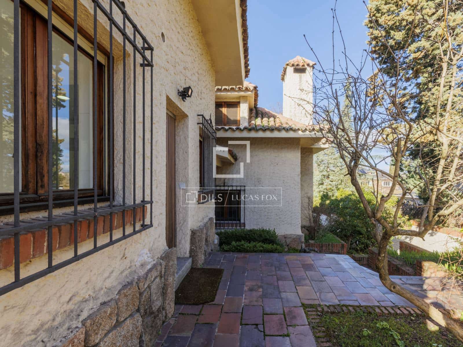 8 bedroom Villa for sale in Pozuelo de Alarcon with pool garage - € 3,500,000 (Ref: 9623199)