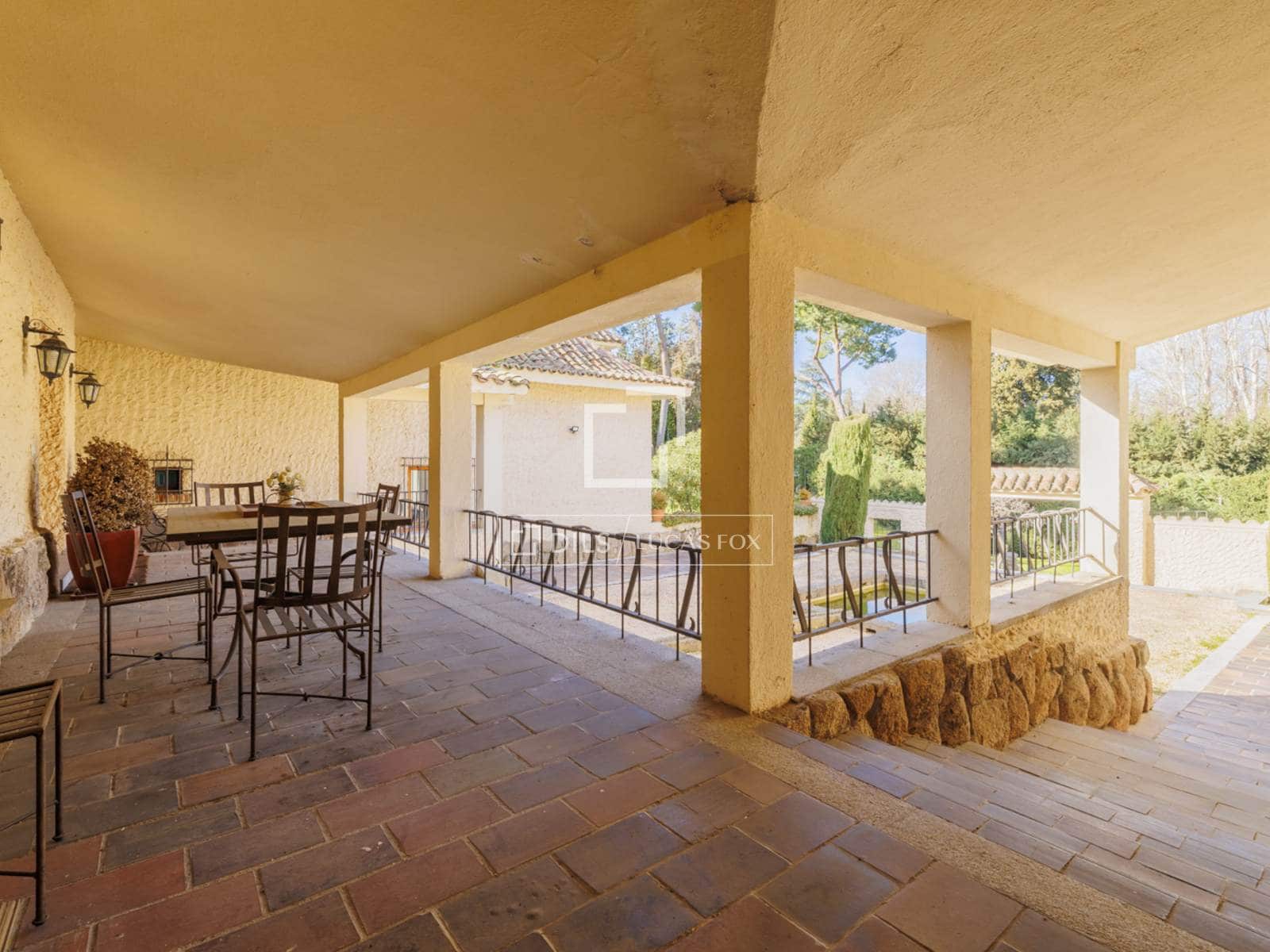 8 bedroom Villa for sale in Pozuelo de Alarcon with pool garage - € 3,500,000 (Ref: 9623199)