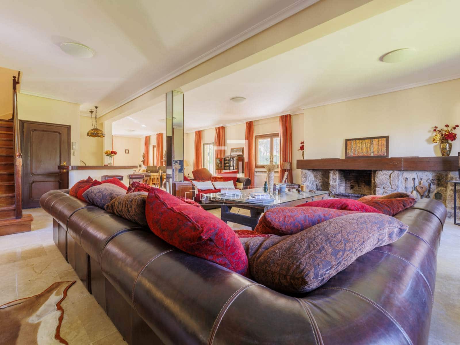 8 bedroom Villa for sale in Pozuelo de Alarcon with pool garage - € 3,500,000 (Ref: 9623199)