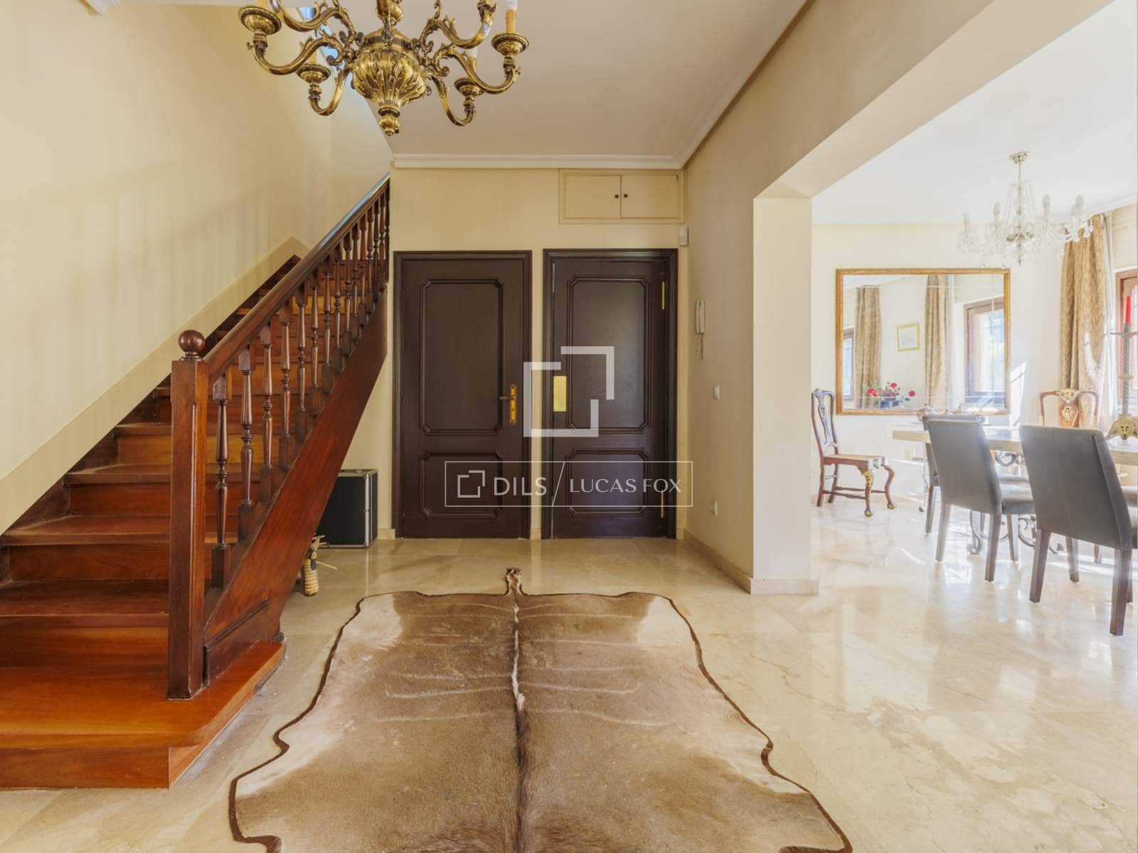 8 bedroom Villa for sale in Pozuelo de Alarcon with pool garage - € 3,500,000 (Ref: 9623199)