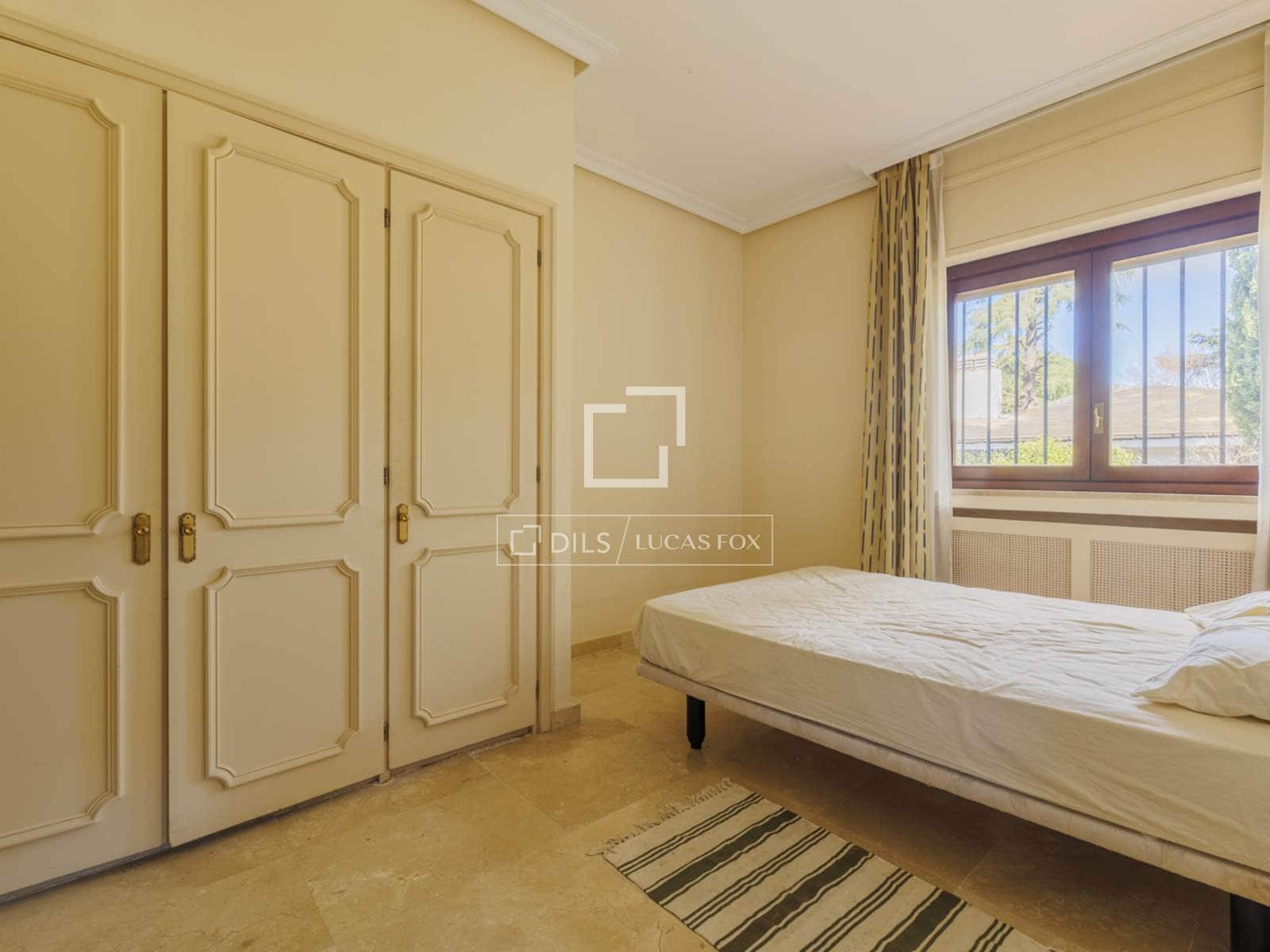 8 bedroom Villa for sale in Pozuelo de Alarcon with pool garage - € 3,500,000 (Ref: 9623199)