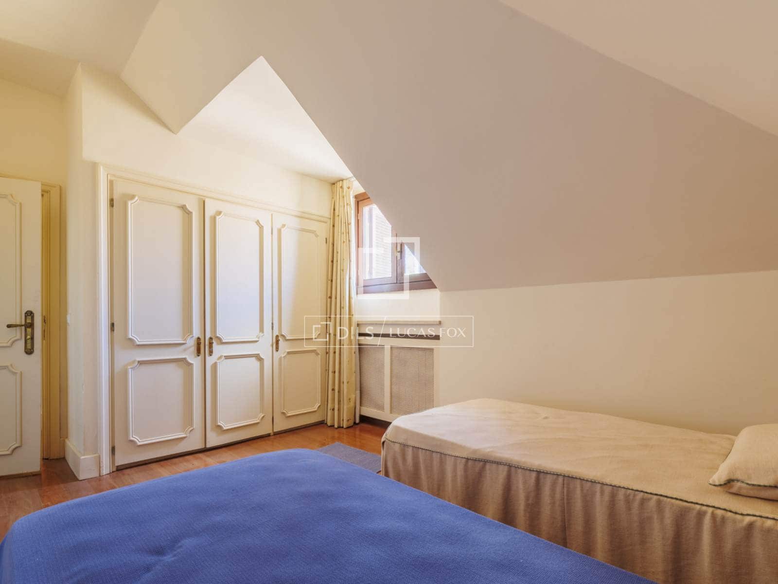 8 bedroom Villa for sale in Pozuelo de Alarcon with pool garage - € 3,500,000 (Ref: 9623199)