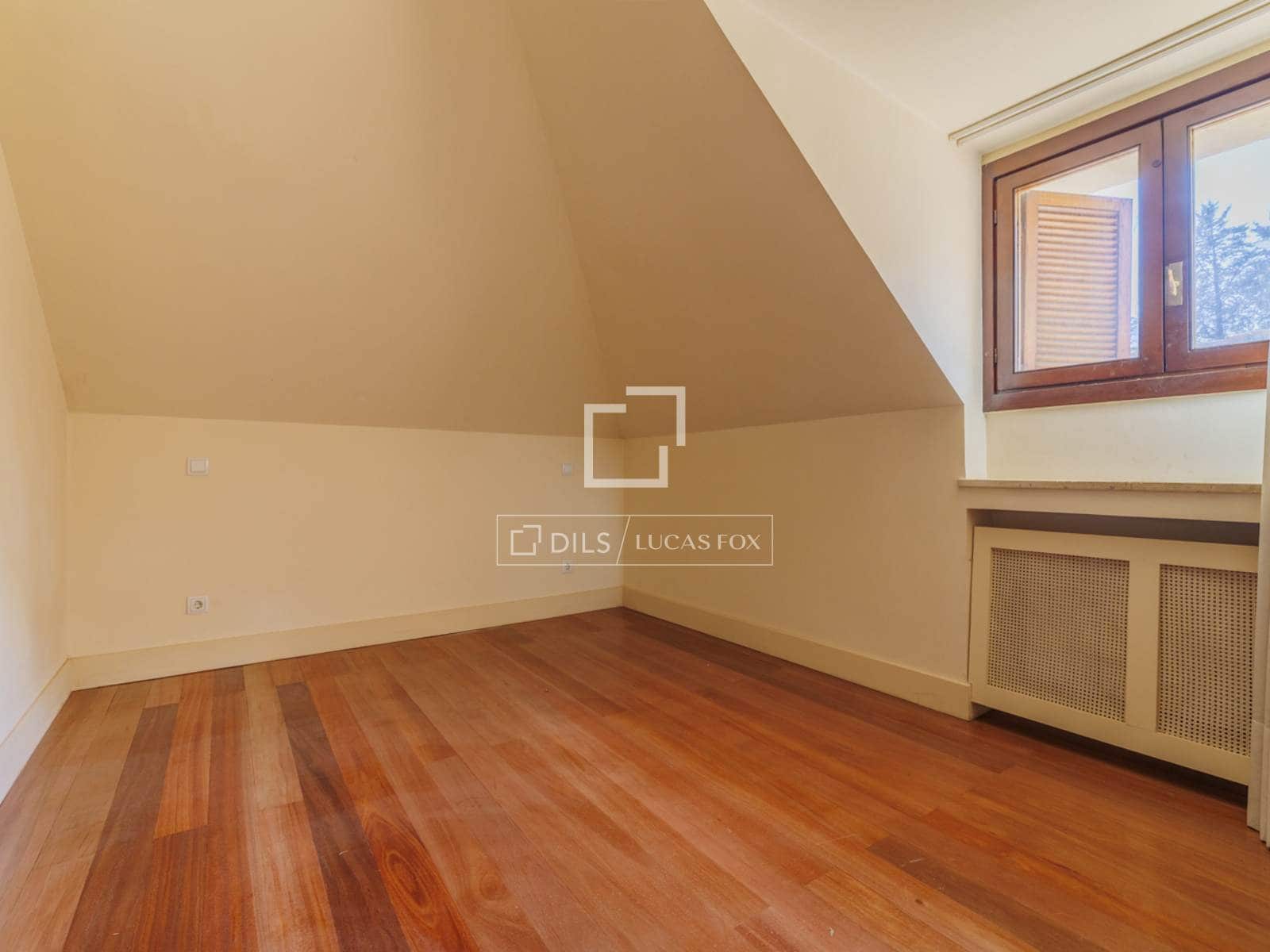 8 bedroom Villa for sale in Pozuelo de Alarcon with pool garage - € 3,500,000 (Ref: 9623199)