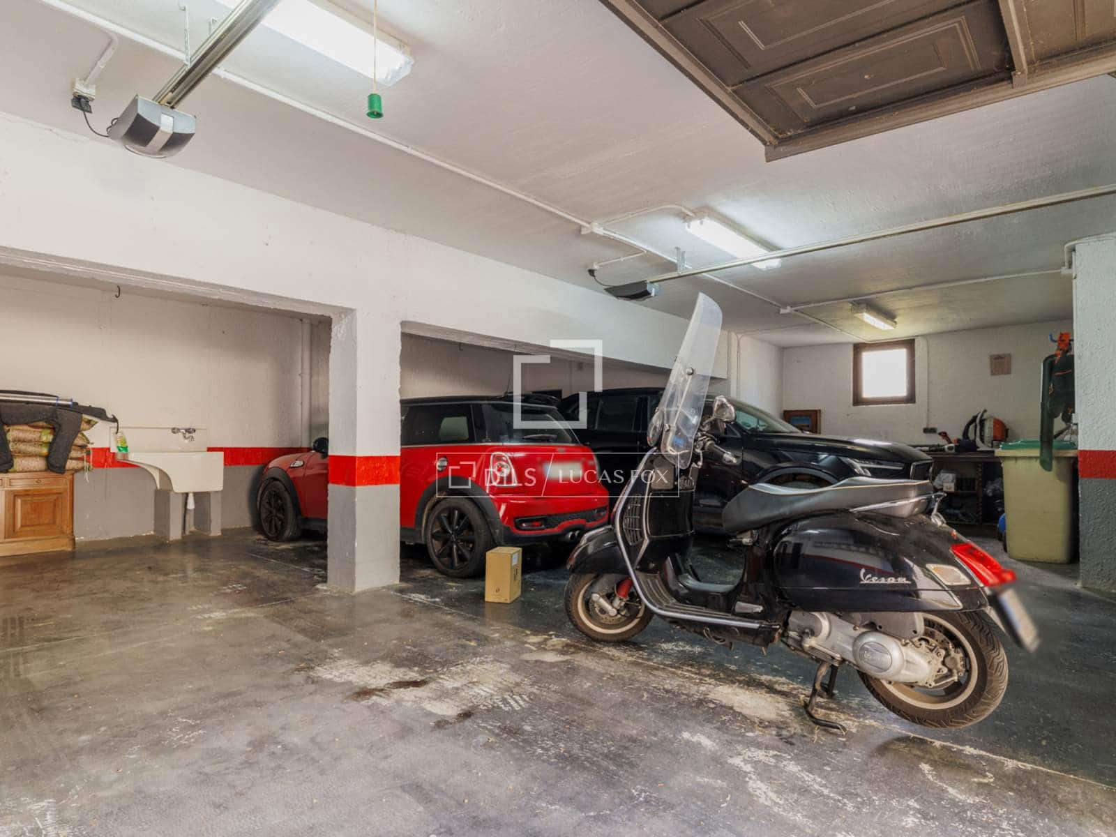 8 bedroom Villa for sale in Pozuelo de Alarcon with pool garage - € 3,500,000 (Ref: 9623199)