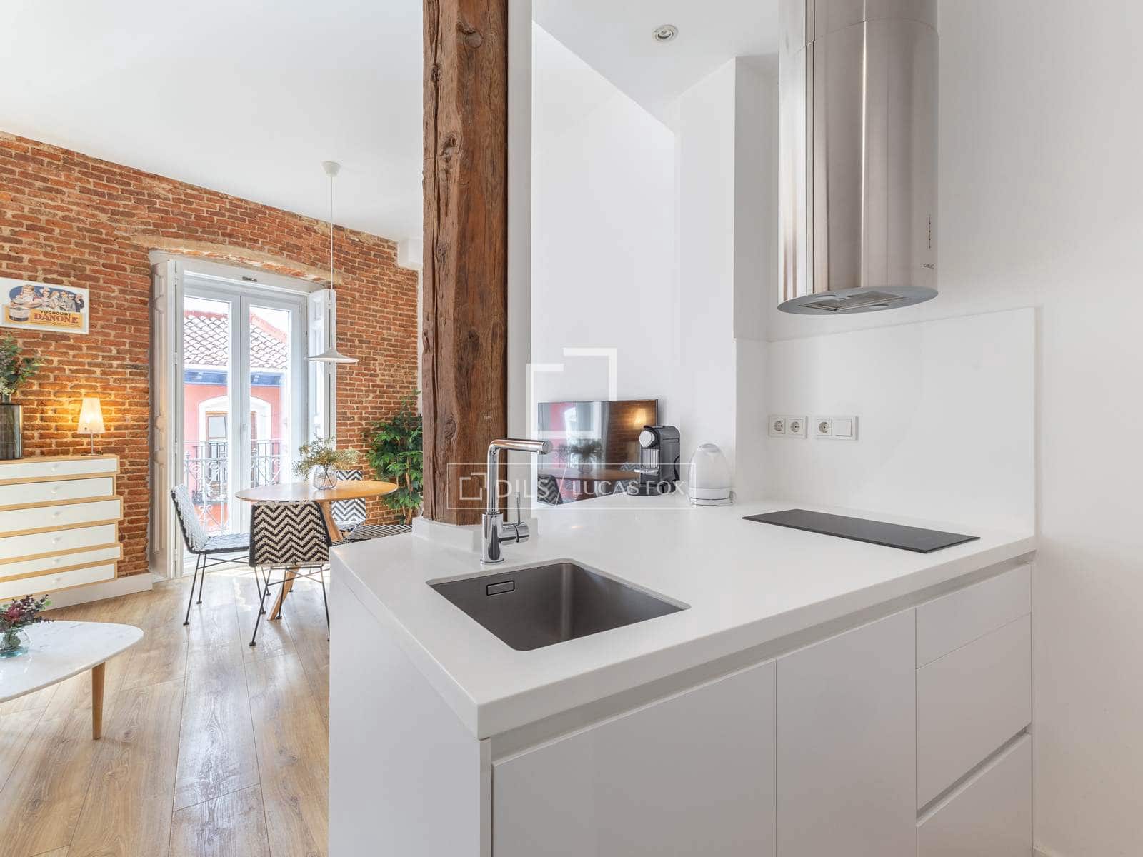 2 sypialnia Apartament do wynajęcia w Miasto Madryt - 2 500 € (Ref: 9624038)