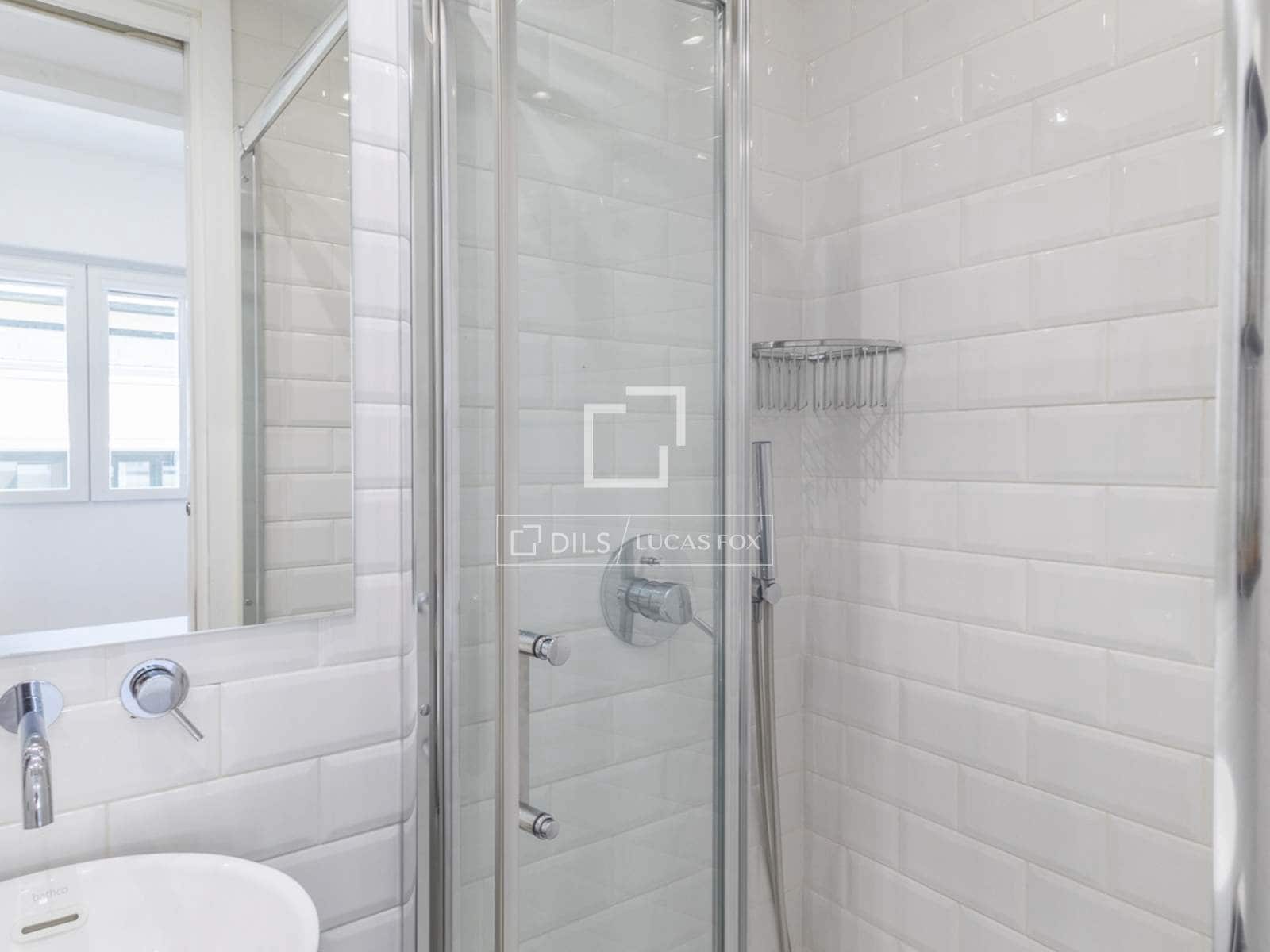 2 sypialnia Apartament do wynajęcia w Miasto Madryt - 2 500 € (Ref: 9624038)