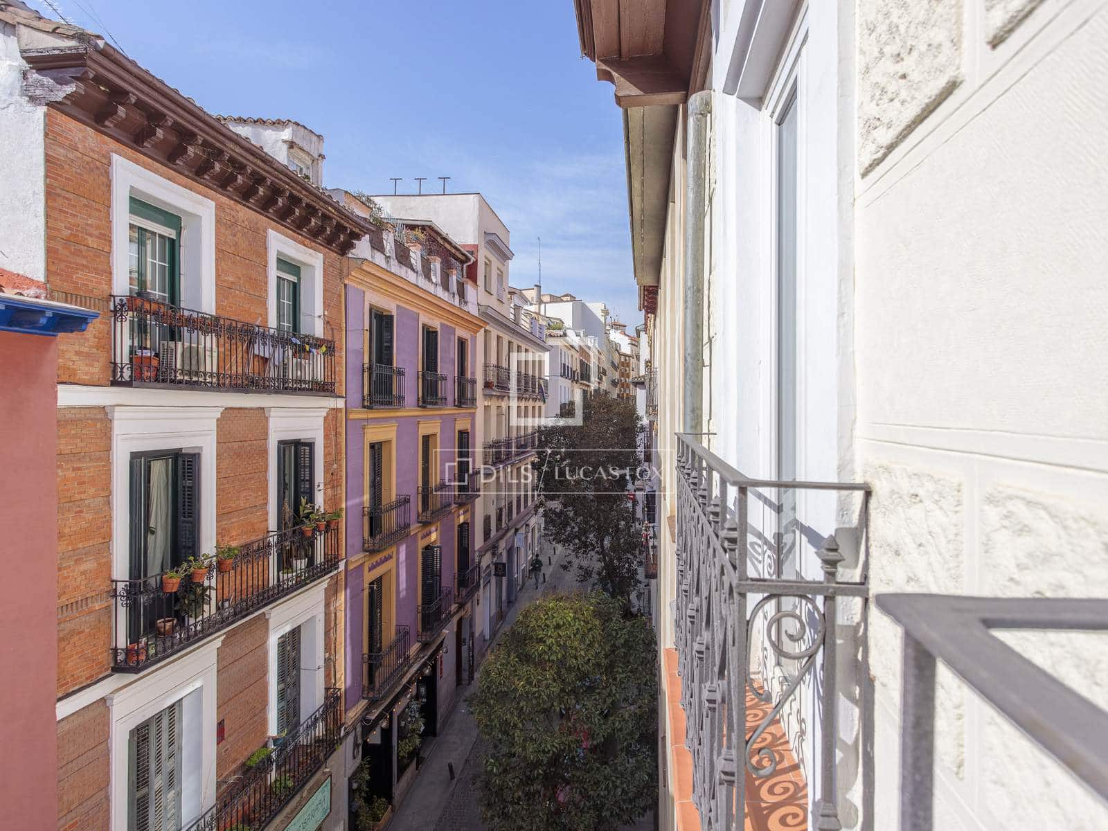 2 bedroom Apartment for rent in Madrid city - € 2,500 (Ref: 9624038)