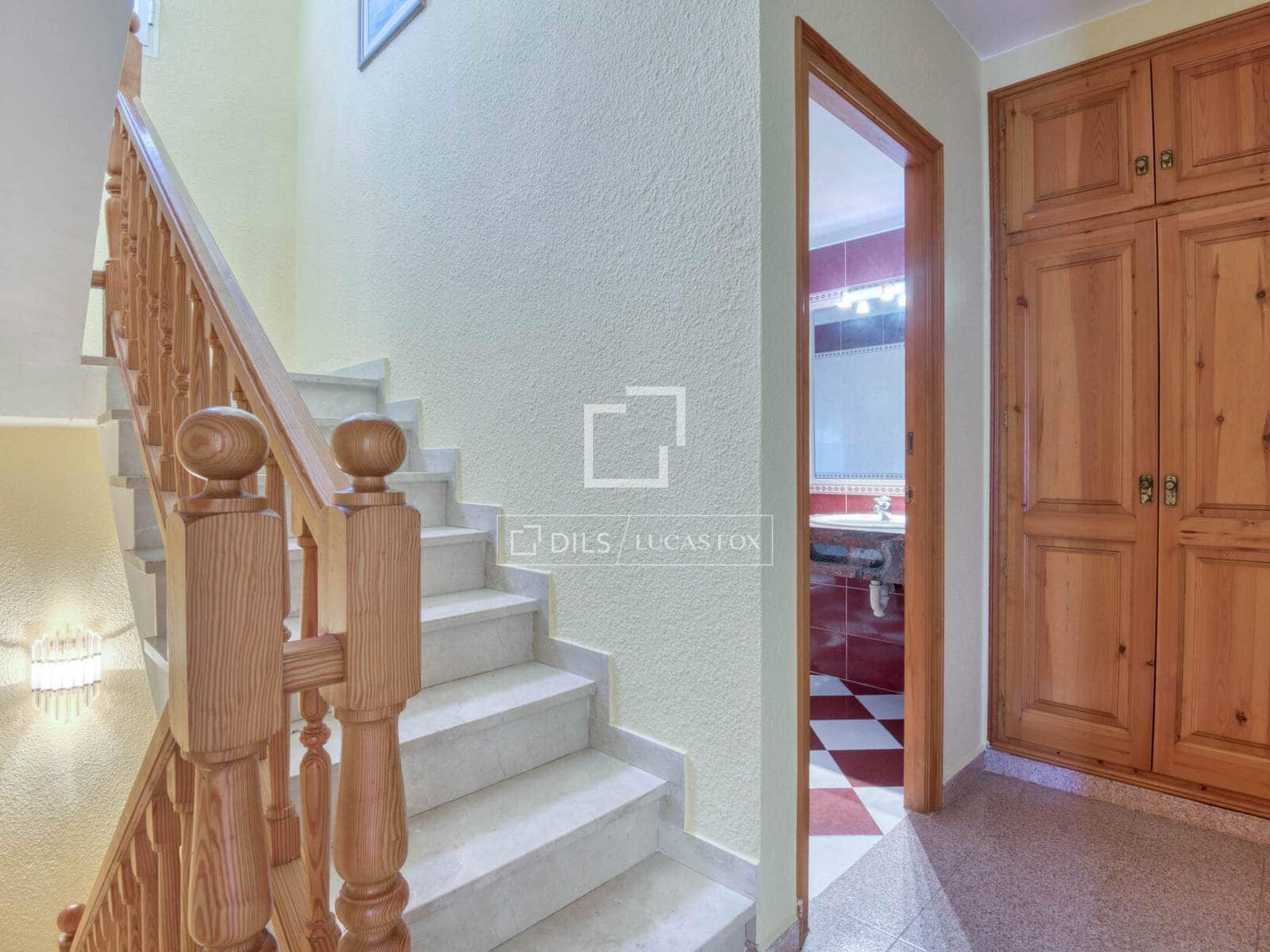 4 makuuhuone Huvila myytävänä paikassa Calonge i Sant Antoni mukana uima-altaan 
autotalli - 670 000 € (Ref: 9624039)