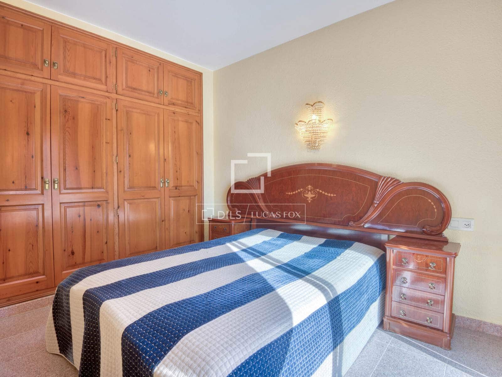 4 makuuhuone Huvila myytävänä paikassa Calonge i Sant Antoni mukana uima-altaan 
autotalli - 670 000 € (Ref: 9624039)