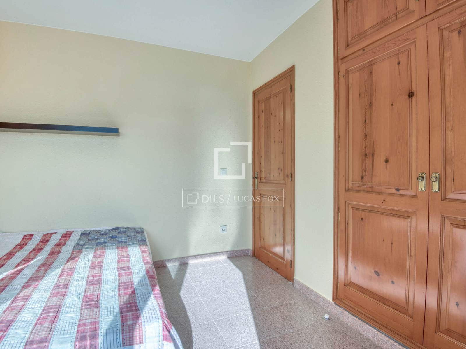 4 makuuhuone Huvila myytävänä paikassa Calonge i Sant Antoni mukana uima-altaan 
autotalli - 670 000 € (Ref: 9624039)