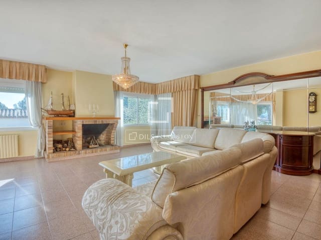 4 makuuhuone Huvila myytävänä paikassa Calonge i Sant Antoni mukana uima-altaan 
autotalli - 670 000 € (Ref: 9624039)