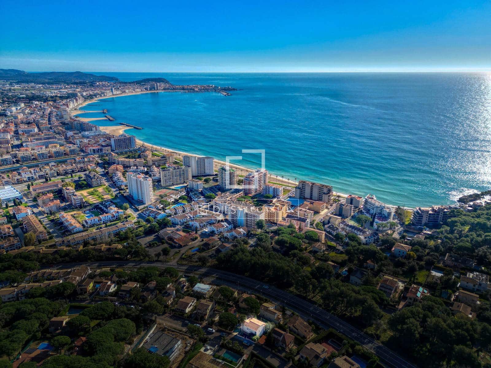 4 makuuhuone Huvila myytävänä paikassa Calonge i Sant Antoni mukana uima-altaan 
autotalli - 670 000 € (Ref: 9624039)