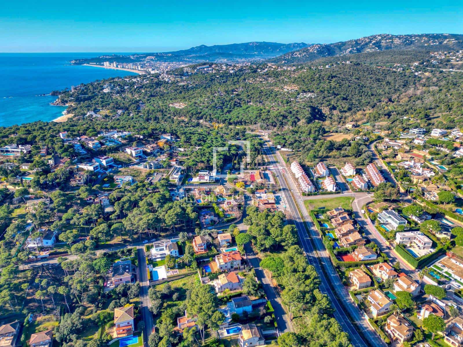 4 makuuhuone Huvila myytävänä paikassa Calonge i Sant Antoni mukana uima-altaan 
autotalli - 670 000 € (Ref: 9624039)