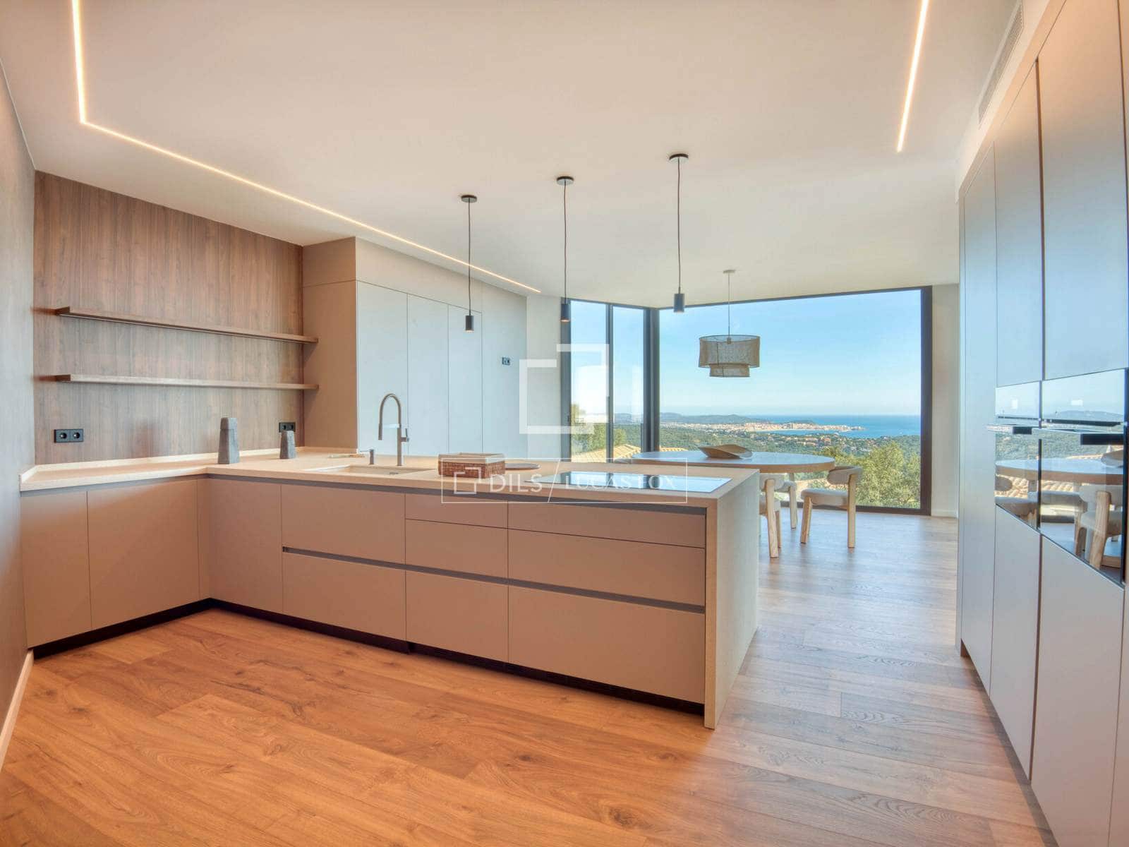 5 soverom Villa til salgs i Platja d'Aro med svømmebasseng garasje - € 2 200 000 (Ref: 9624040)