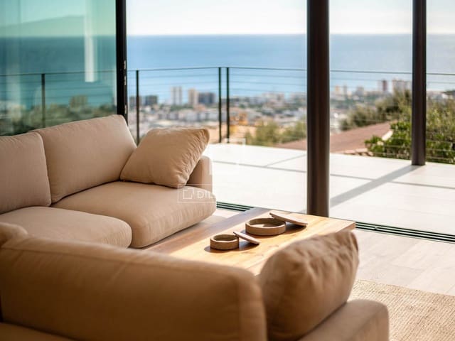 5 soverom Villa til salgs i Platja d'Aro, Castell-Platja d'Aro med svømmebasseng garasje - € 2 200 000 (Ref: 9624040)