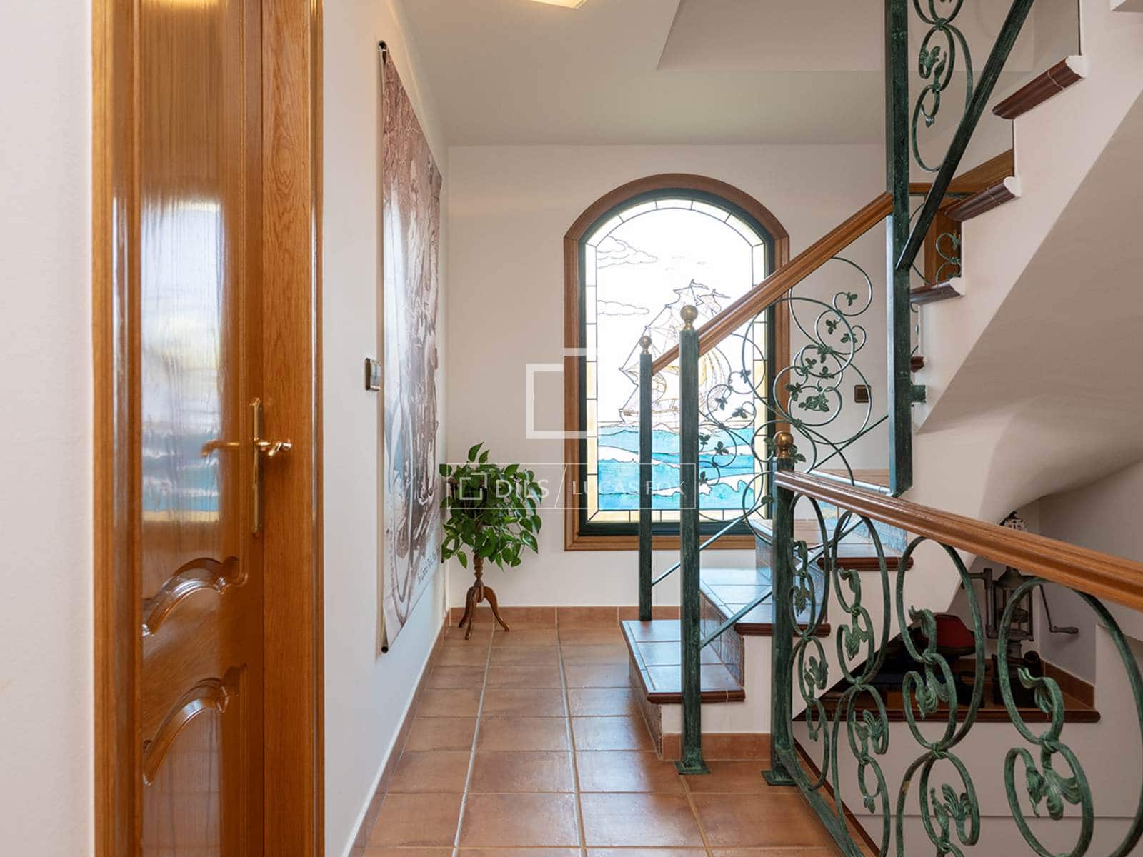 6 soverom Villa til salgs i Vigo med garasje - € 550 000 (Ref: 9624042)