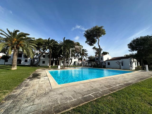 2 soverom Leilighet til salgs i Ciutadella de Menorca med svømmebasseng garasje - € 485 000 (Ref: 9624135)