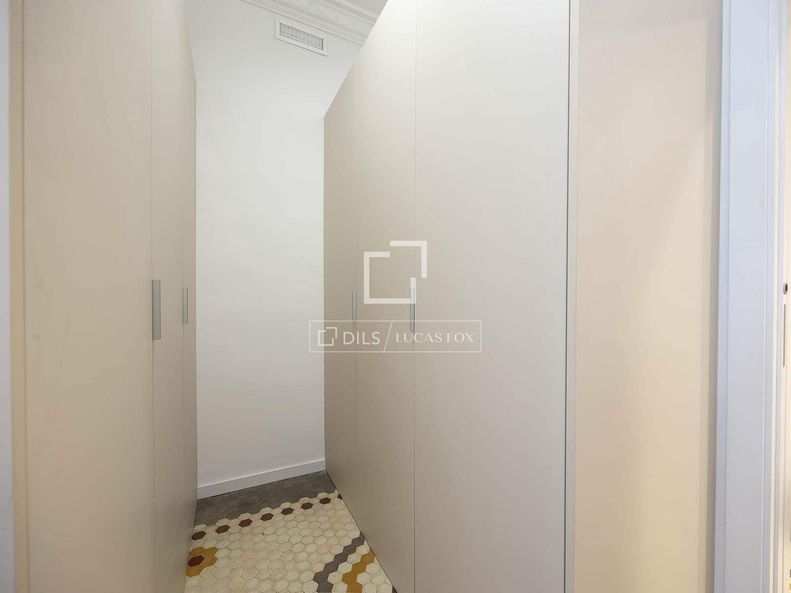 4 bedroom Apartment for sale in Valencia city - € 1,480,000 (Ref: 9624137)