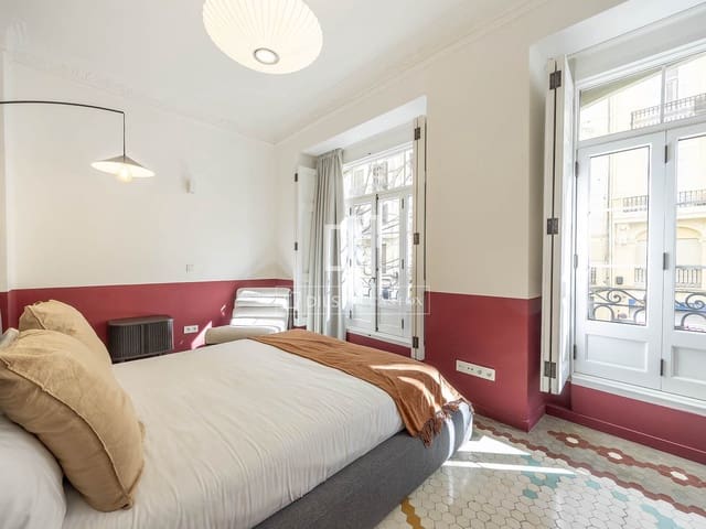 4 soveværelse Lejlighed til salg i Valencia by - € 1.350.000 (Ref: 9624137)