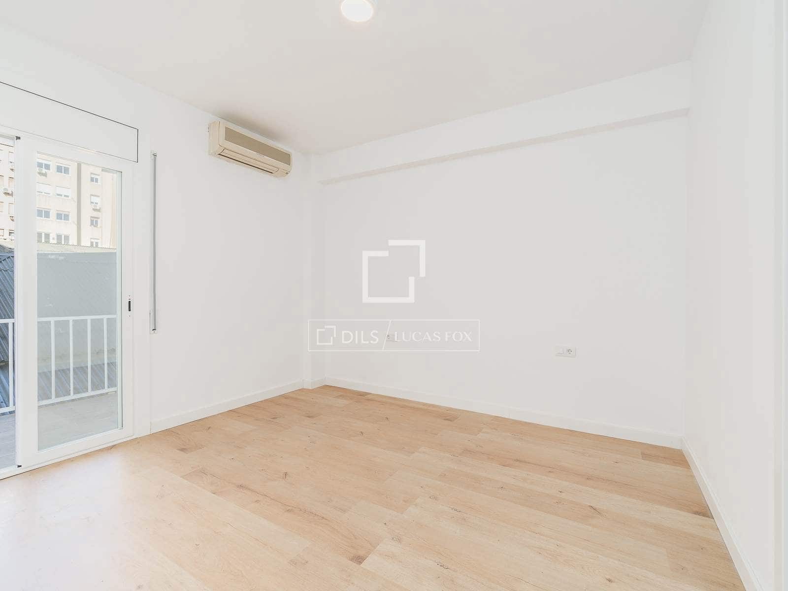 3 soverom Leilighet til salgs i Barcelona by med garasje - € 535 000 (Ref: 9624215)