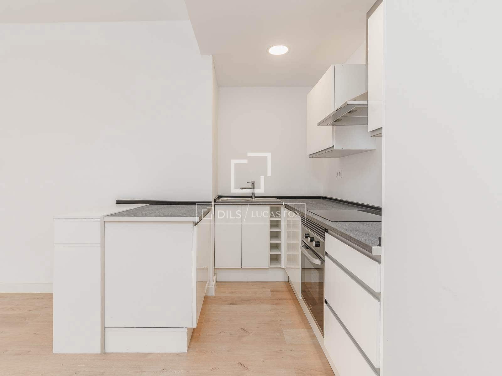 3 soverom Leilighet til salgs i Barcelona by med garasje - € 535 000 (Ref: 9624215)