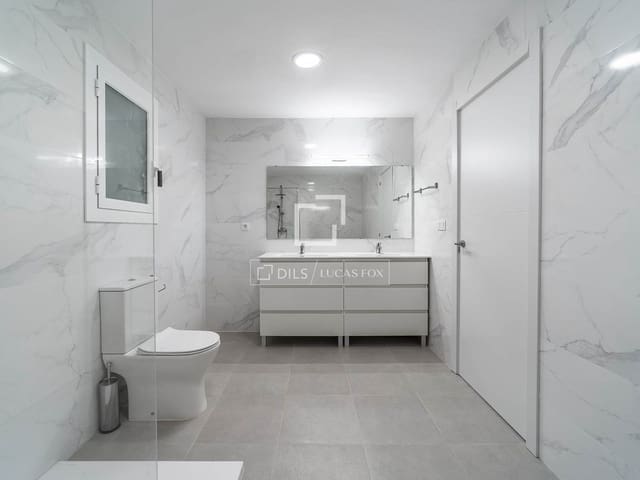 3 soverom Leilighet til salgs i Barcelona by med garasje - € 535 000 (Ref: 9624215)