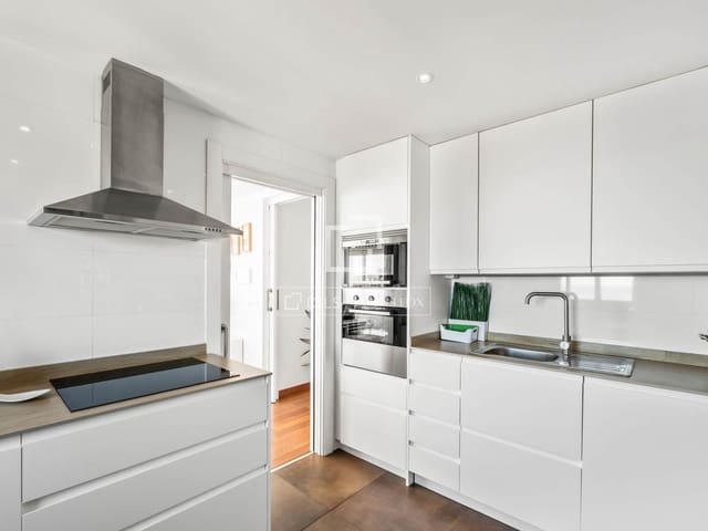 4 soverom Leilighet til salgs i Alicante by med garasje - € 785 000 (Ref: 9626088)