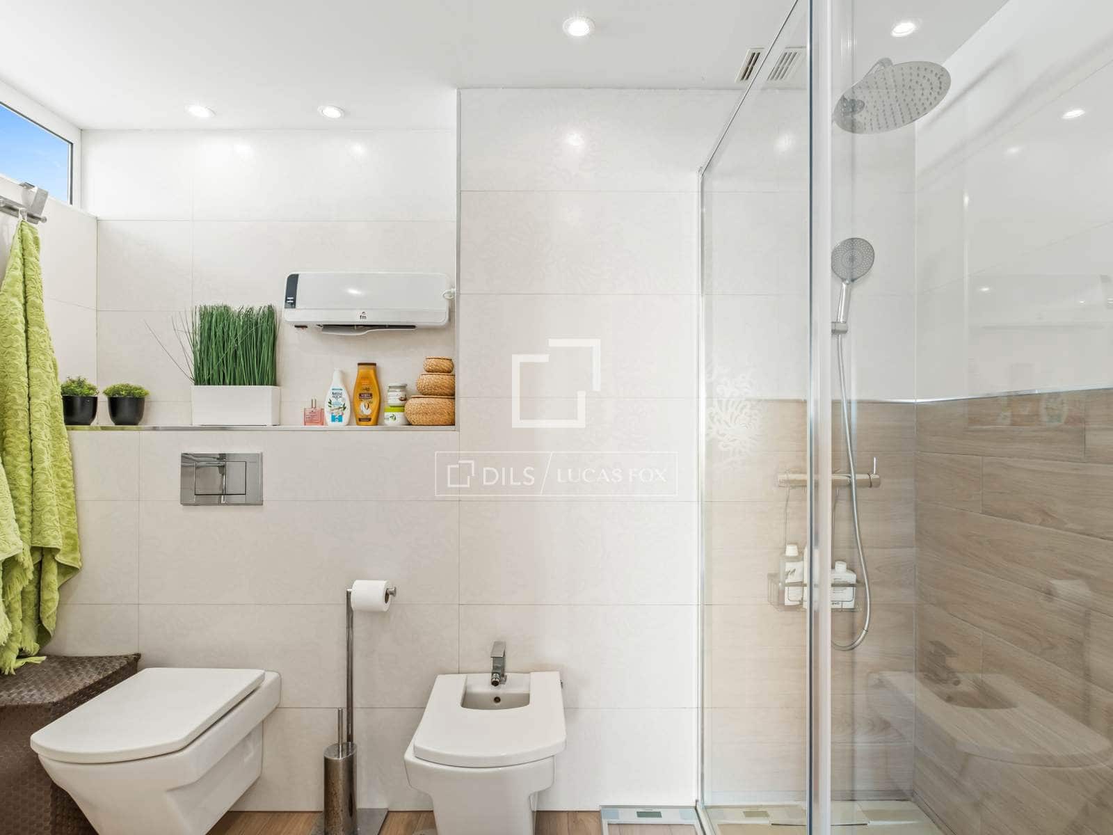 4 makuuhuone Huoneisto myytävänä paikassa Alicante kaupunki mukana 
autotalli - 785 000 € (Ref: 9626088)