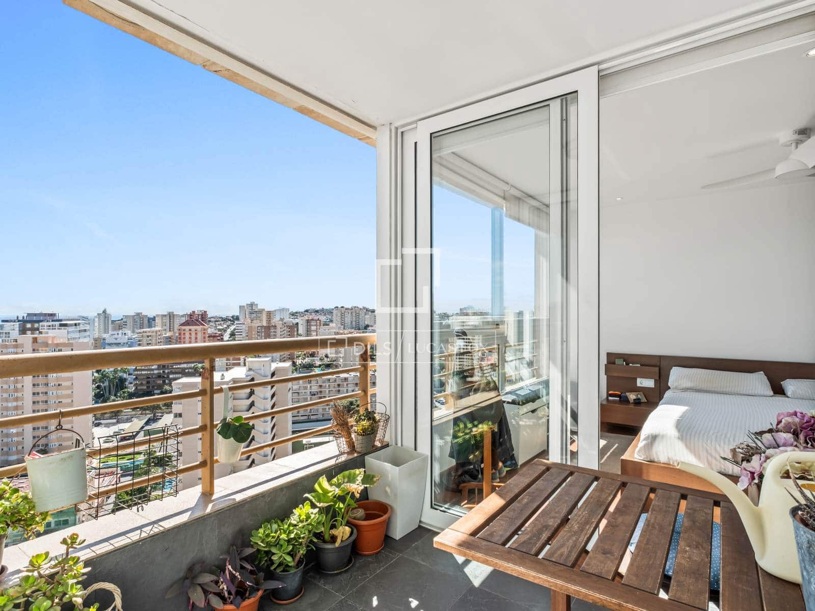 4 makuuhuone Huoneisto myytävänä paikassa Alicante kaupunki mukana 
autotalli - 785 000 € (Ref: 9626088)