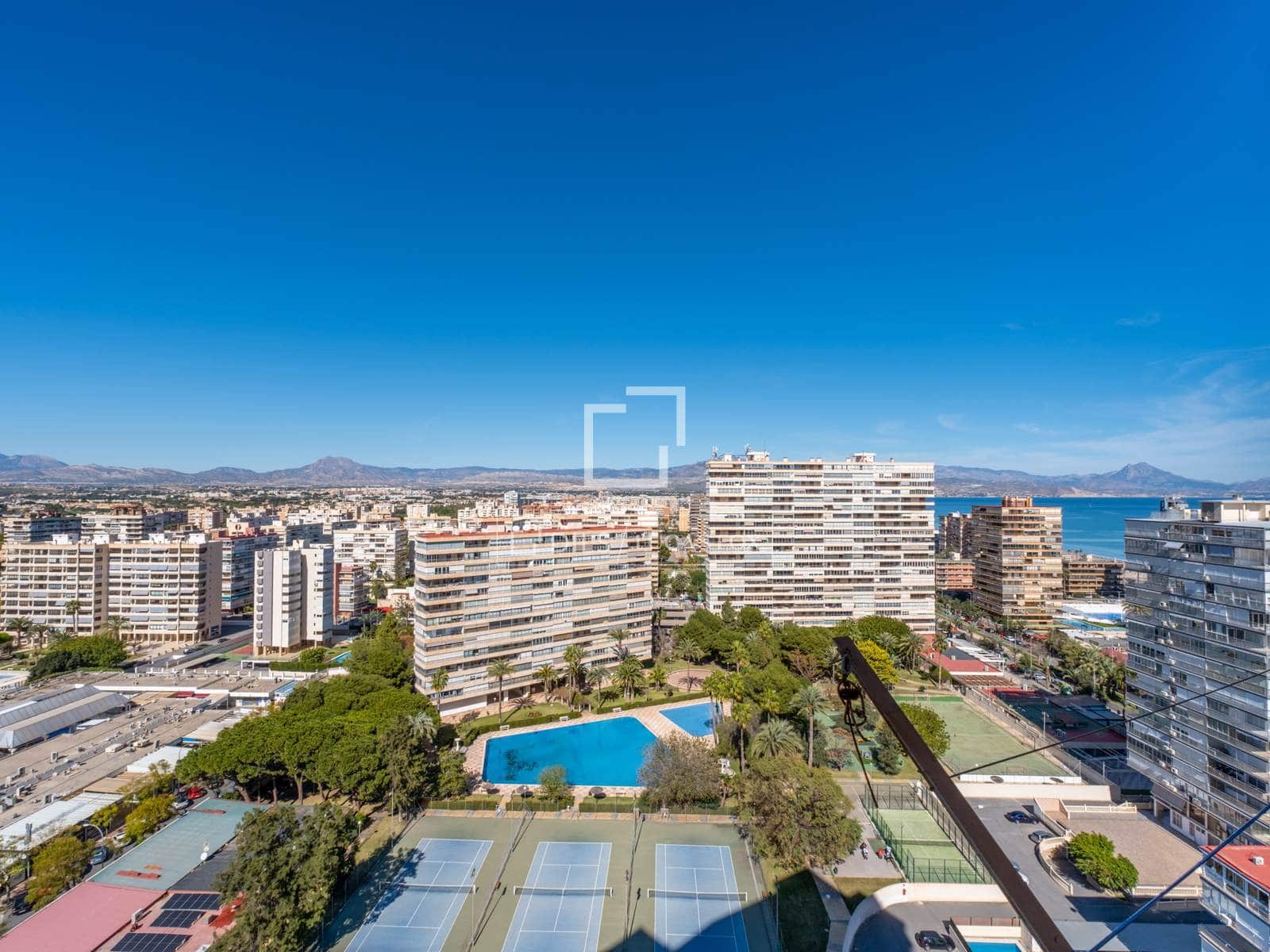 4 makuuhuone Huoneisto myytävänä paikassa Alicante kaupunki mukana 
autotalli - 785 000 € (Ref: 9626088)