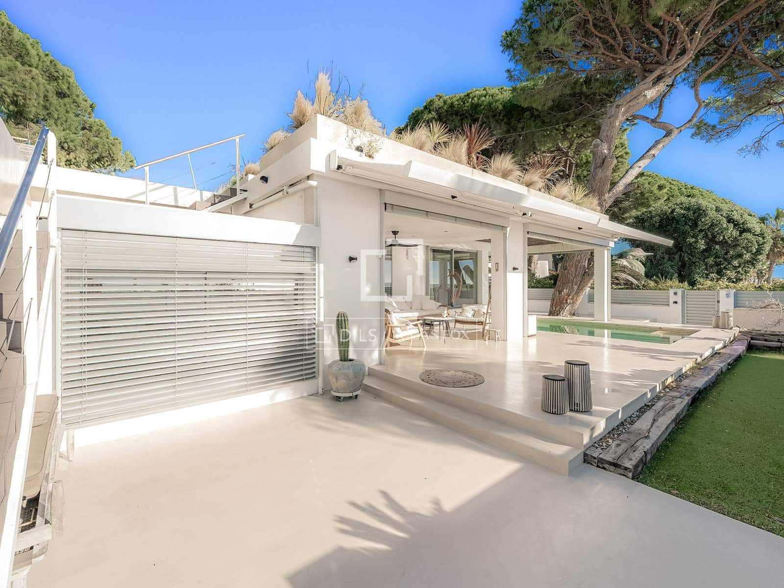 4 sypialnia Willa na sprzedaż w Cambrils z basenem garażem - 2 200 000 € (Ref: 9626295)