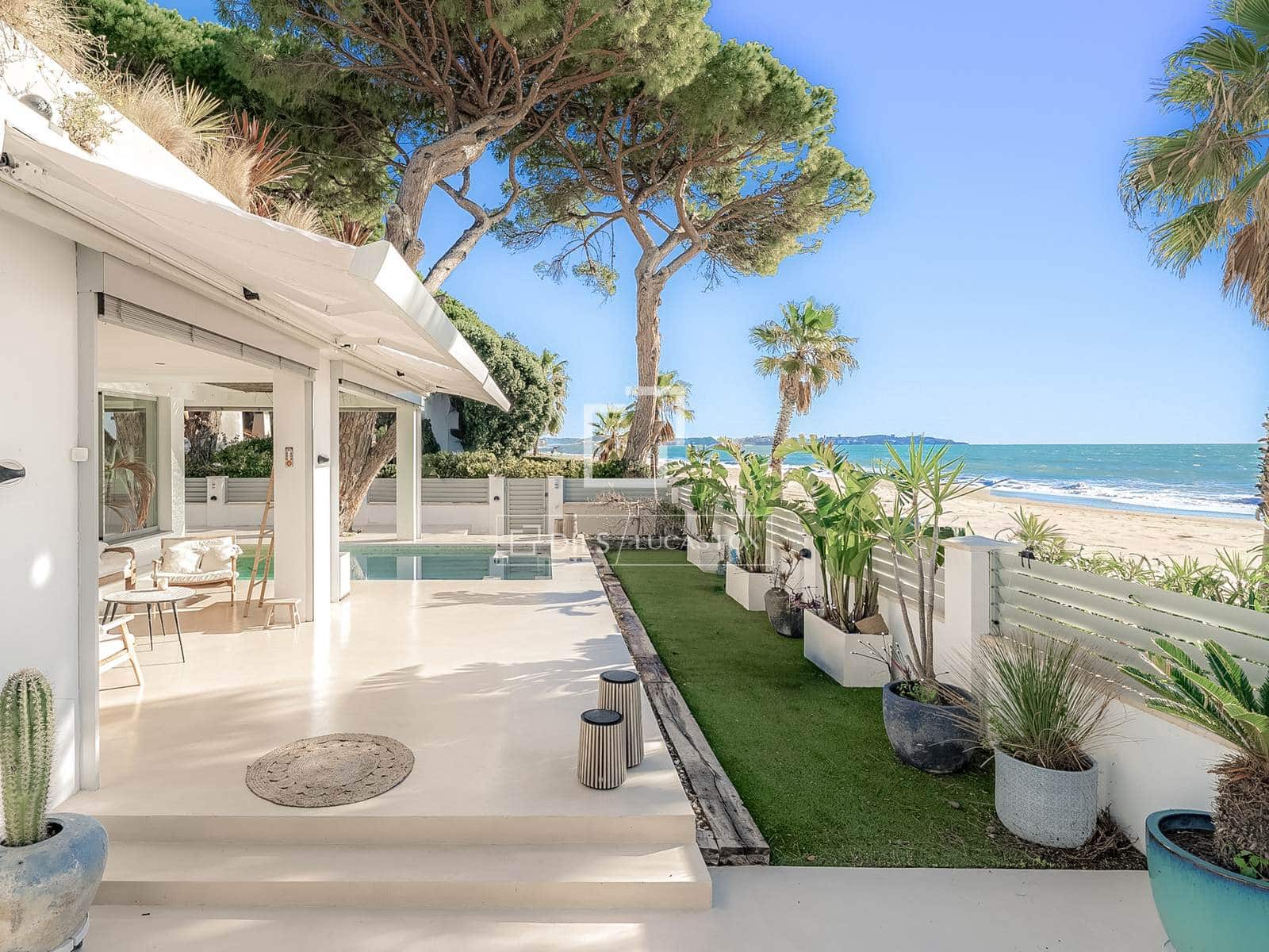 4 sypialnia Willa na sprzedaż w Cambrils z basenem garażem - 2 200 000 € (Ref: 9626295)