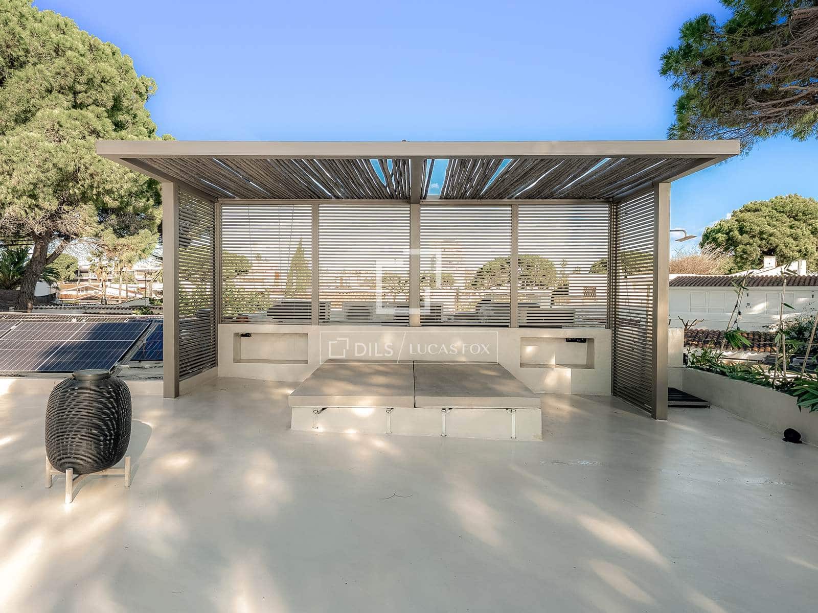 4 sypialnia Willa na sprzedaż w Cambrils z basenem garażem - 2 200 000 € (Ref: 9626295)