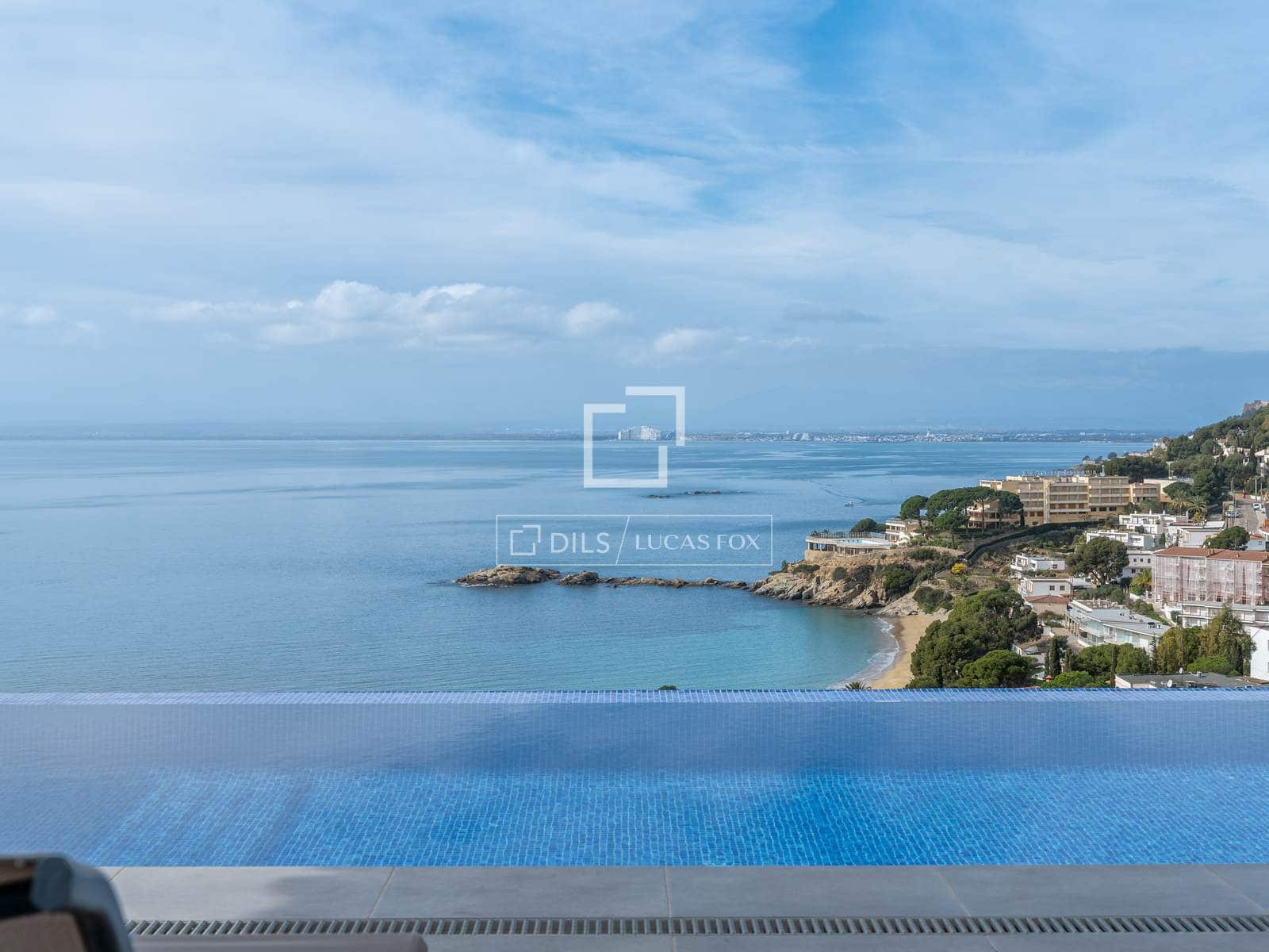 3 makuuhuone Huvila myytävänä paikassa Roses mukana uima-altaan 
autotalli - 1 950 000 € (Ref: 9626506)