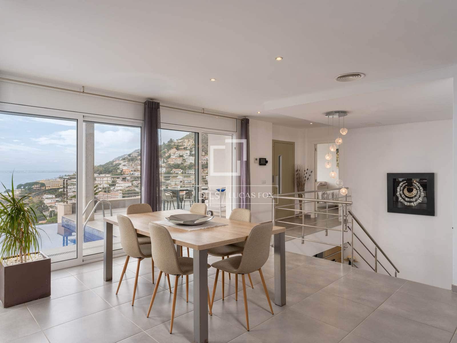 3 makuuhuone Huvila myytävänä paikassa Roses mukana uima-altaan 
autotalli - 1 950 000 € (Ref: 9626506)