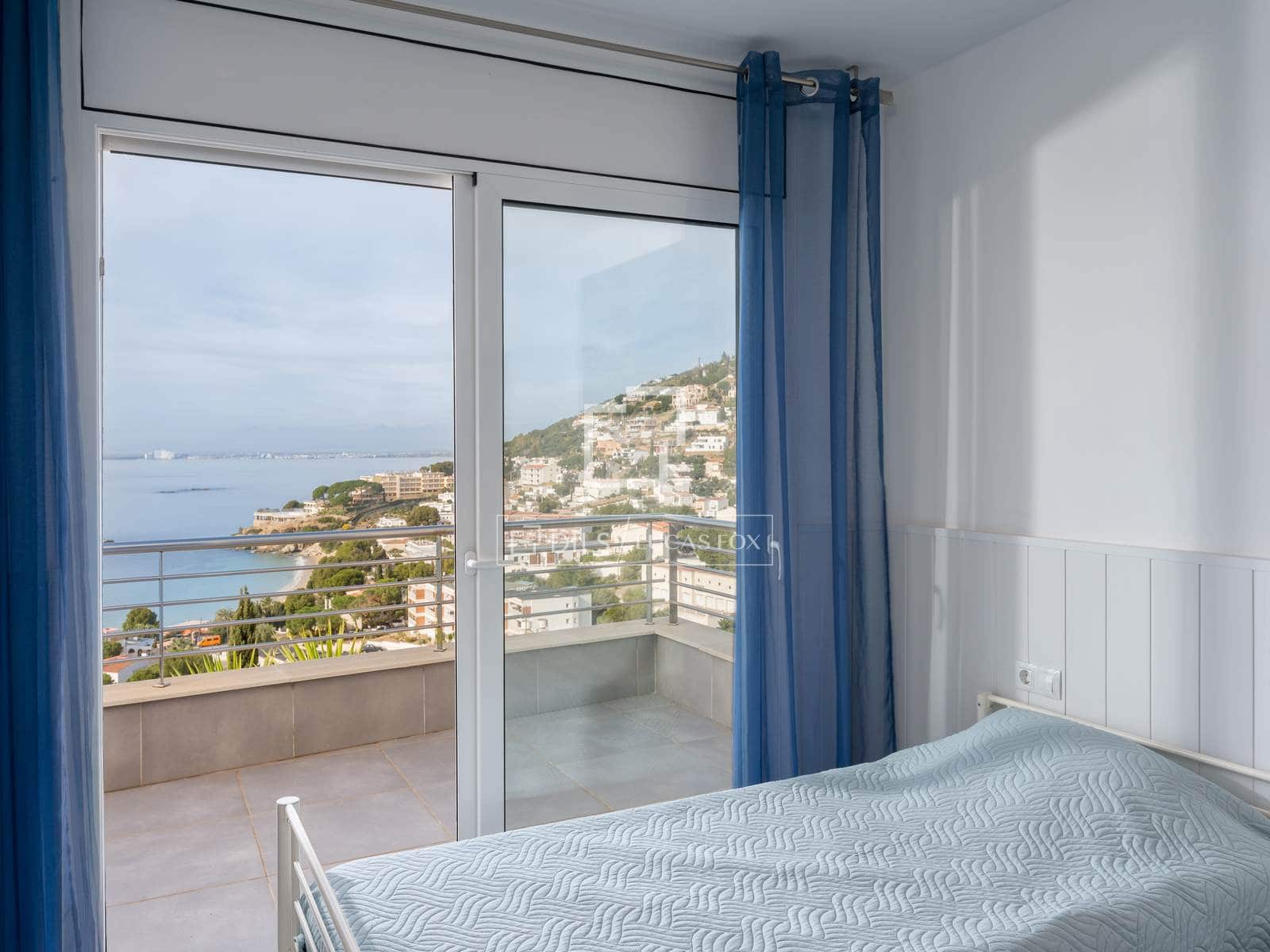 3 makuuhuone Huvila myytävänä paikassa Roses mukana uima-altaan 
autotalli - 1 950 000 € (Ref: 9626506)