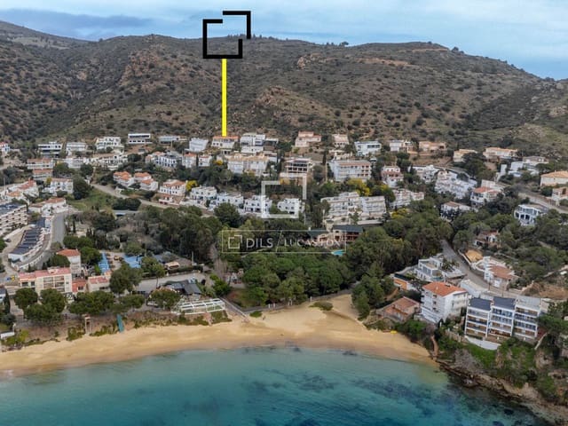 3 makuuhuone Huvila myytävänä paikassa Roses mukana uima-altaan 
autotalli - 1 950 000 € (Ref: 9626506)