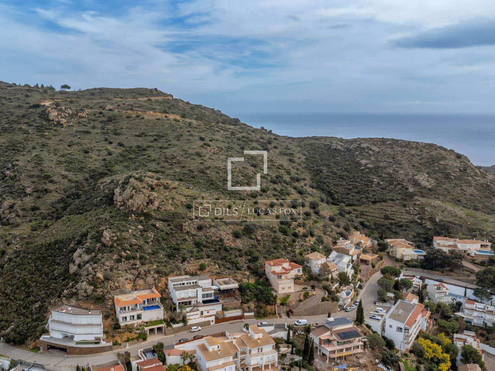 4 bedroom Villa for sale in Roses with pool garage - € 1,890,000 (Ref: 9626506)