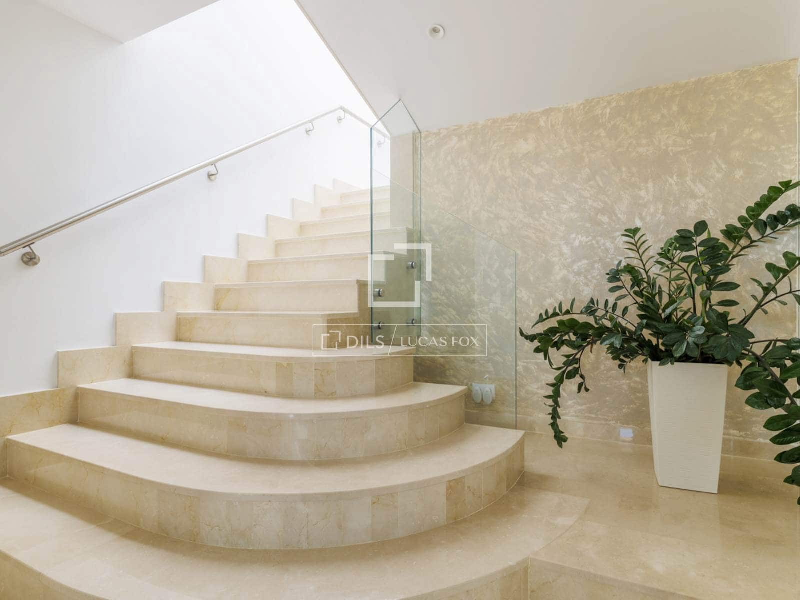 7 chambre Villa/Maison à vendre à Boadilla del Monte avec piscine garage - 3 099 000 € (Ref: 9626508)