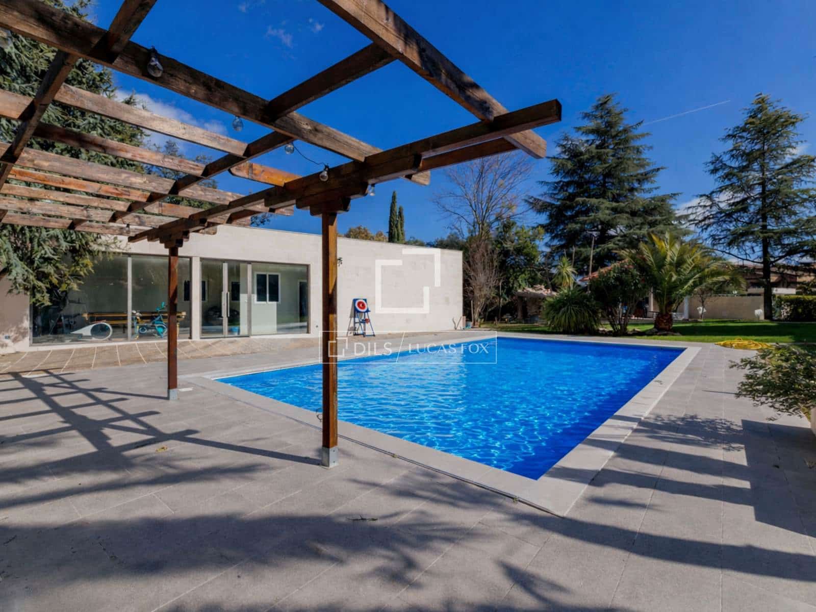 7 chambre Villa/Maison à vendre à Boadilla del Monte avec piscine garage - 3 099 000 € (Ref: 9626508)