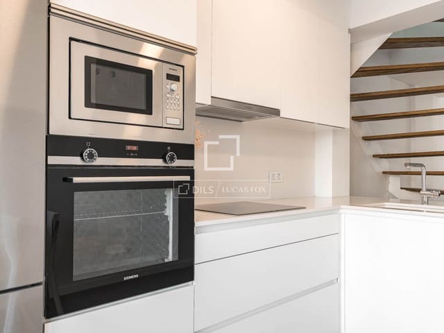 Ático de 3 habitaciones en Barcelona ciudad en venta con piscina garaje - 1.350.000 € (Ref: 9626827)