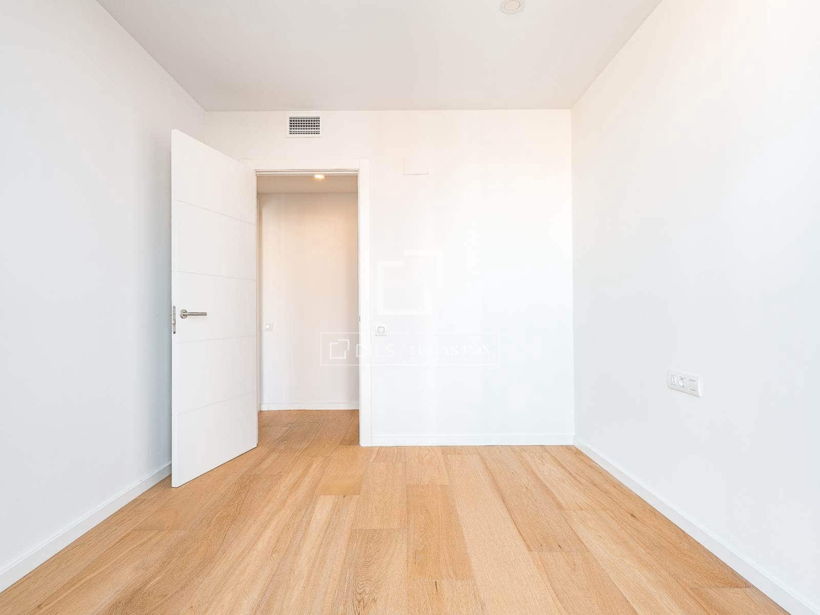 Ático de 3 habitaciones en Barcelona ciudad en venta con piscina garaje - 1.350.000 € (Ref: 9626827)