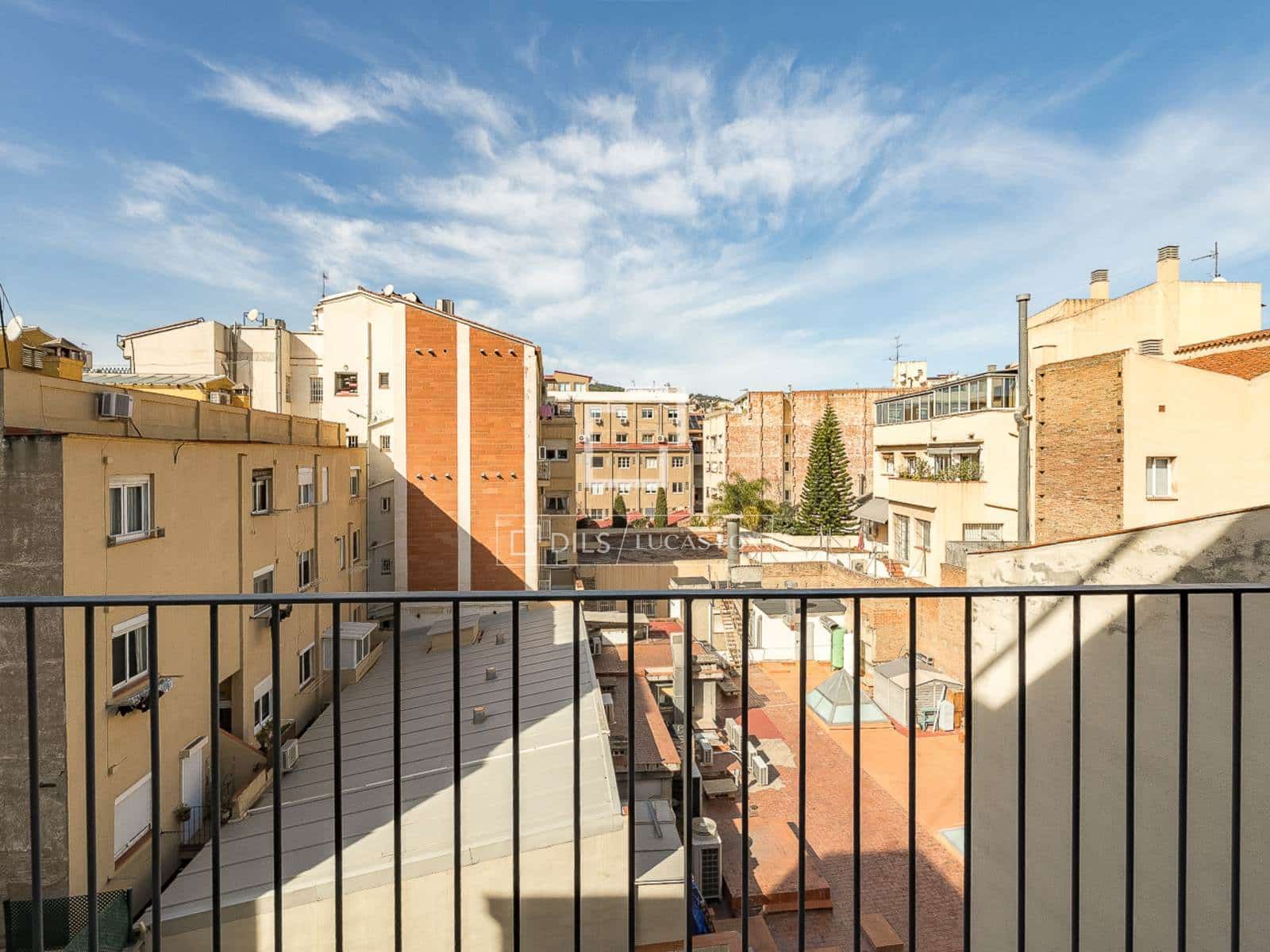 Ático de 3 habitaciones en Barcelona ciudad en venta con piscina garaje - 1.350.000 € (Ref: 9626827)