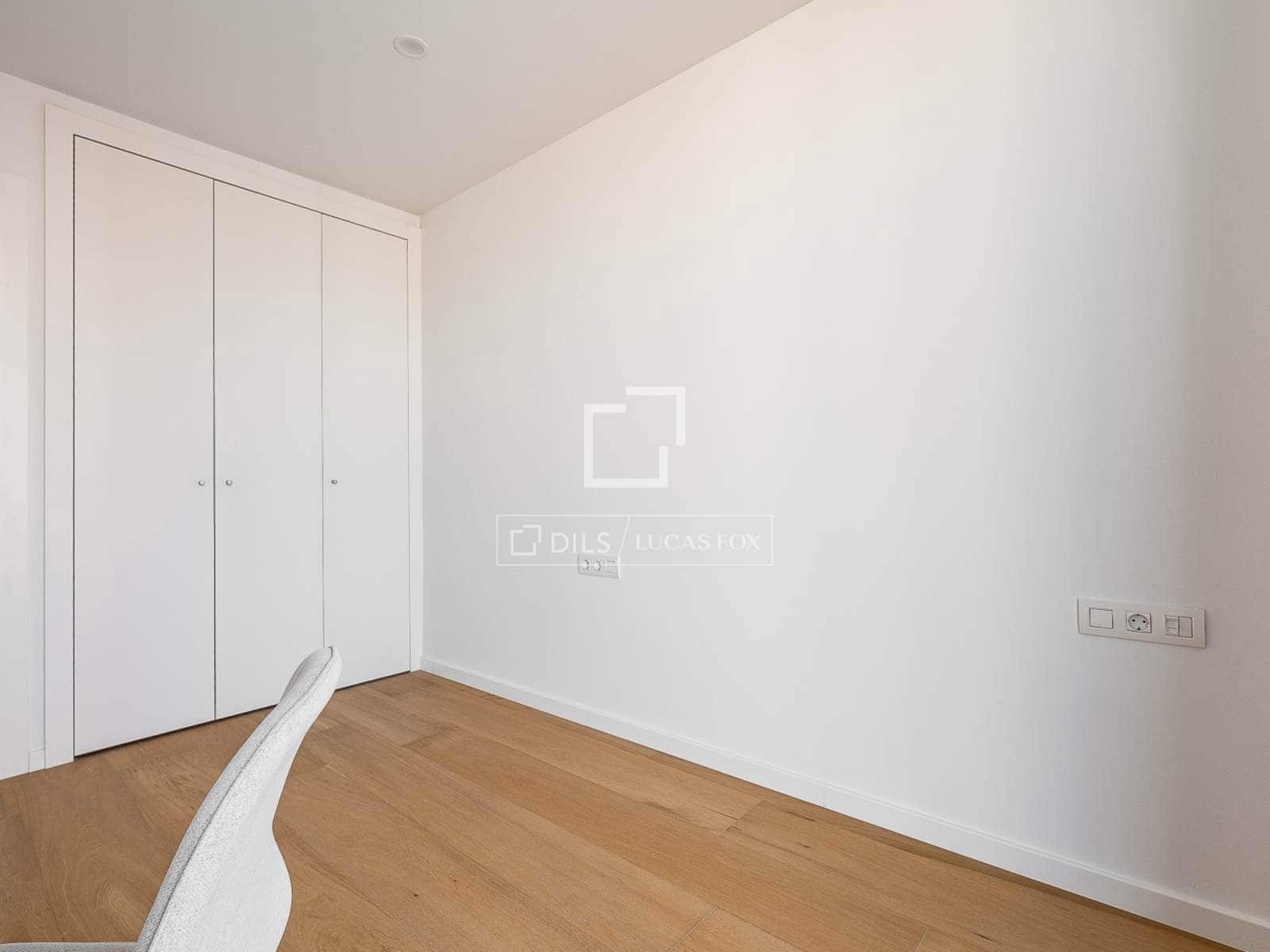 Ático de 3 habitaciones en Barcelona ciudad en venta con piscina garaje - 1.350.000 € (Ref: 9626827)