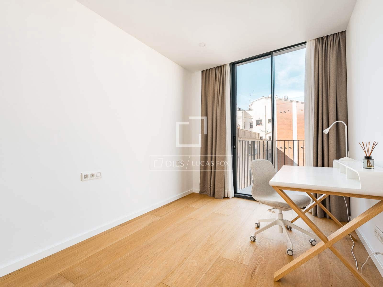 Ático de 3 habitaciones en Barcelona ciudad en venta con piscina garaje - 1.350.000 € (Ref: 9626827)
