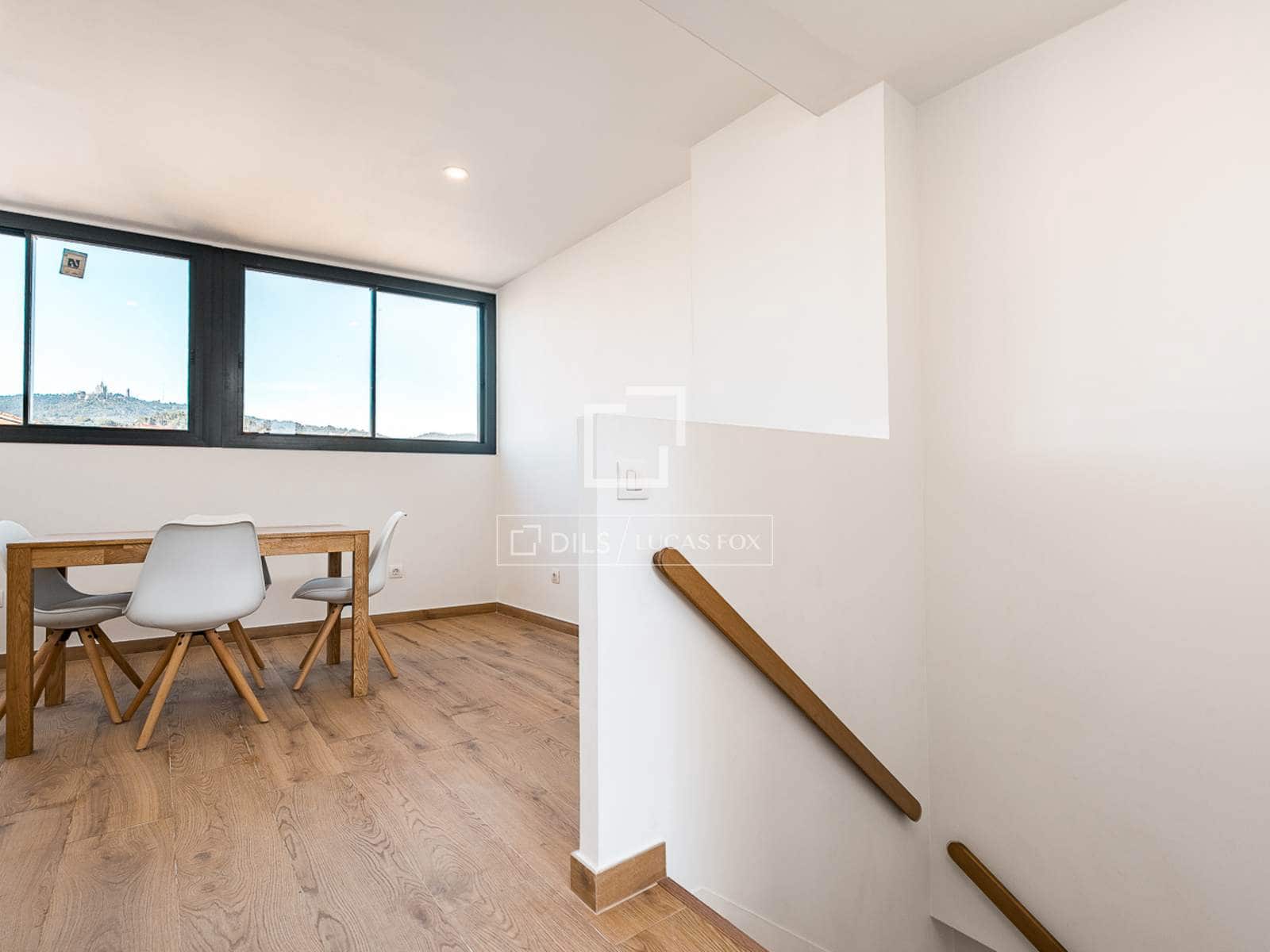 Ático de 3 habitaciones en Barcelona ciudad en venta con piscina garaje - 1.350.000 € (Ref: 9626827)