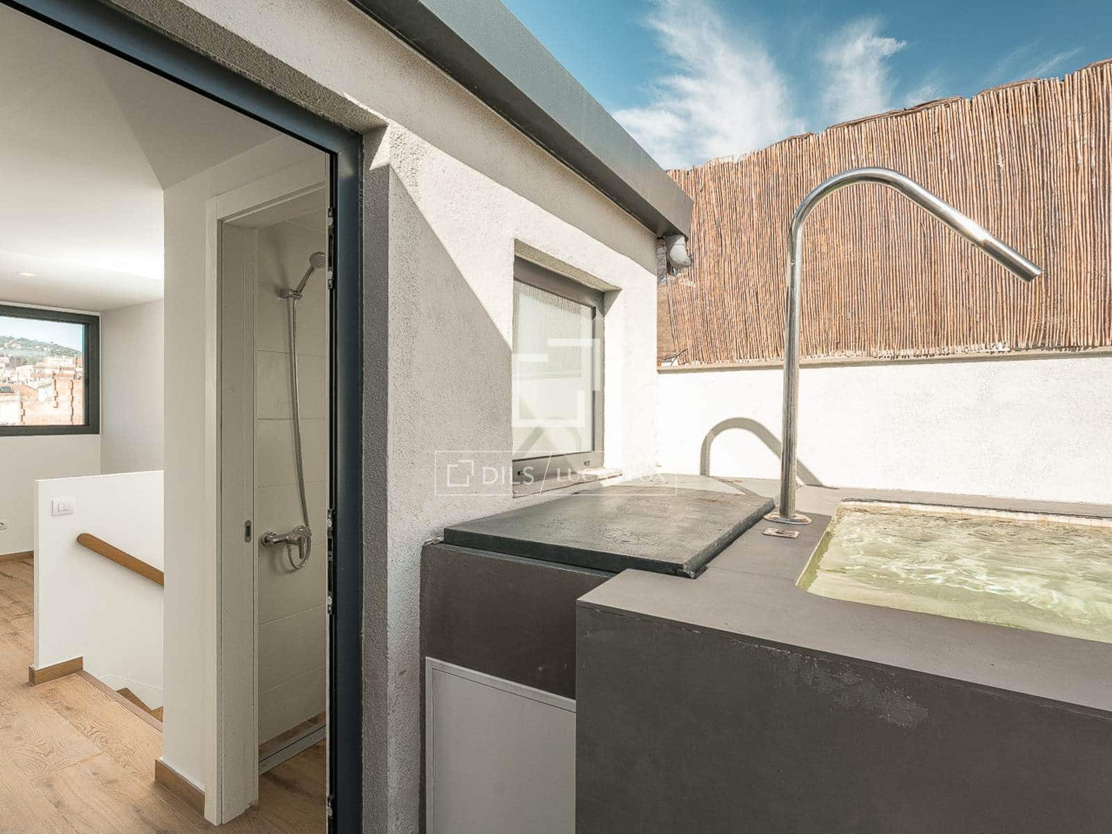Ático de 3 habitaciones en Barcelona ciudad en venta con piscina garaje - 1.350.000 € (Ref: 9626827)