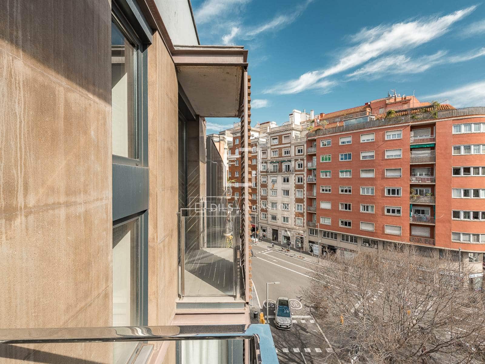 Ático de 3 habitaciones en Barcelona ciudad en venta con piscina garaje - 1.350.000 € (Ref: 9626827)