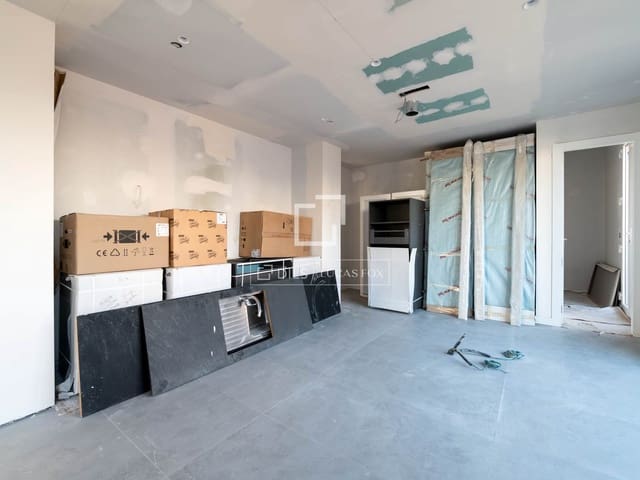 Chalet de 4 habitaciones en Madrid ciudad en venta con piscina garaje - 1.375.000 € (Ref: 9626828)