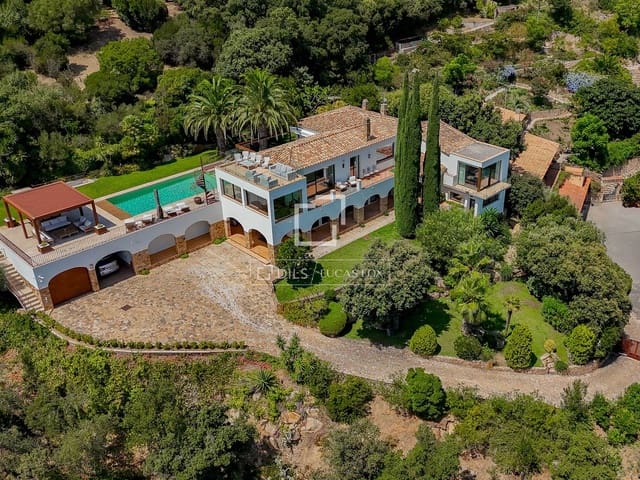 5 soverom Villa til salgs i Platja d'Aro, Castell-Platja d'Aro med svømmebasseng garasje - € 2 900 000 (Ref: 9626829)